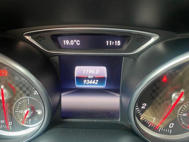 Mercedes-Benz A 180 Urban TÜV Insp. Reifen neu Navi Kamera ra 