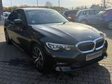 BMW 320 3 Limousine 320 d Advantage - Gebrauchtwagen mit Anhängerkupplung