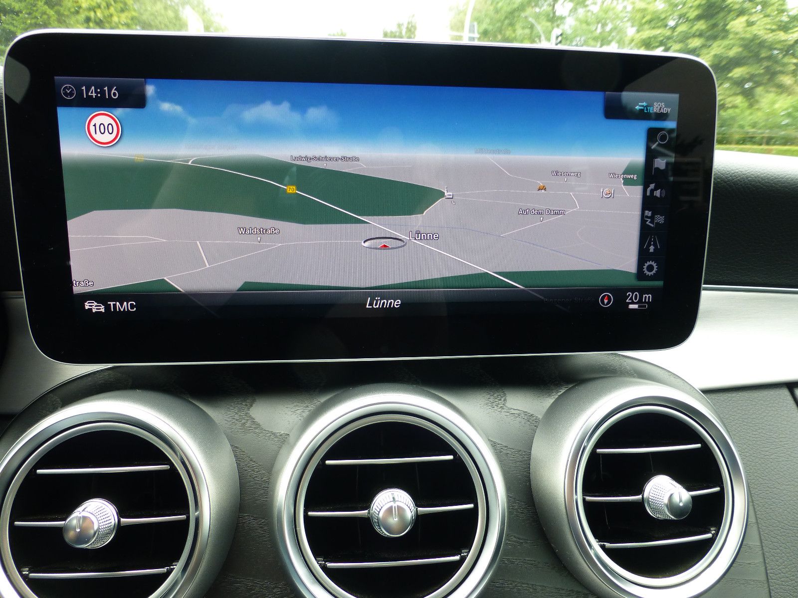 Fahrzeugabbildung Mercedes-Benz C 300 d Coupe,Burmester,LED,DAB,AMG,KameraComand