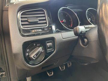 Volkswagen Golf VII Lim. Allstar BMT 4Motion *STHZ*AHK*KAM*