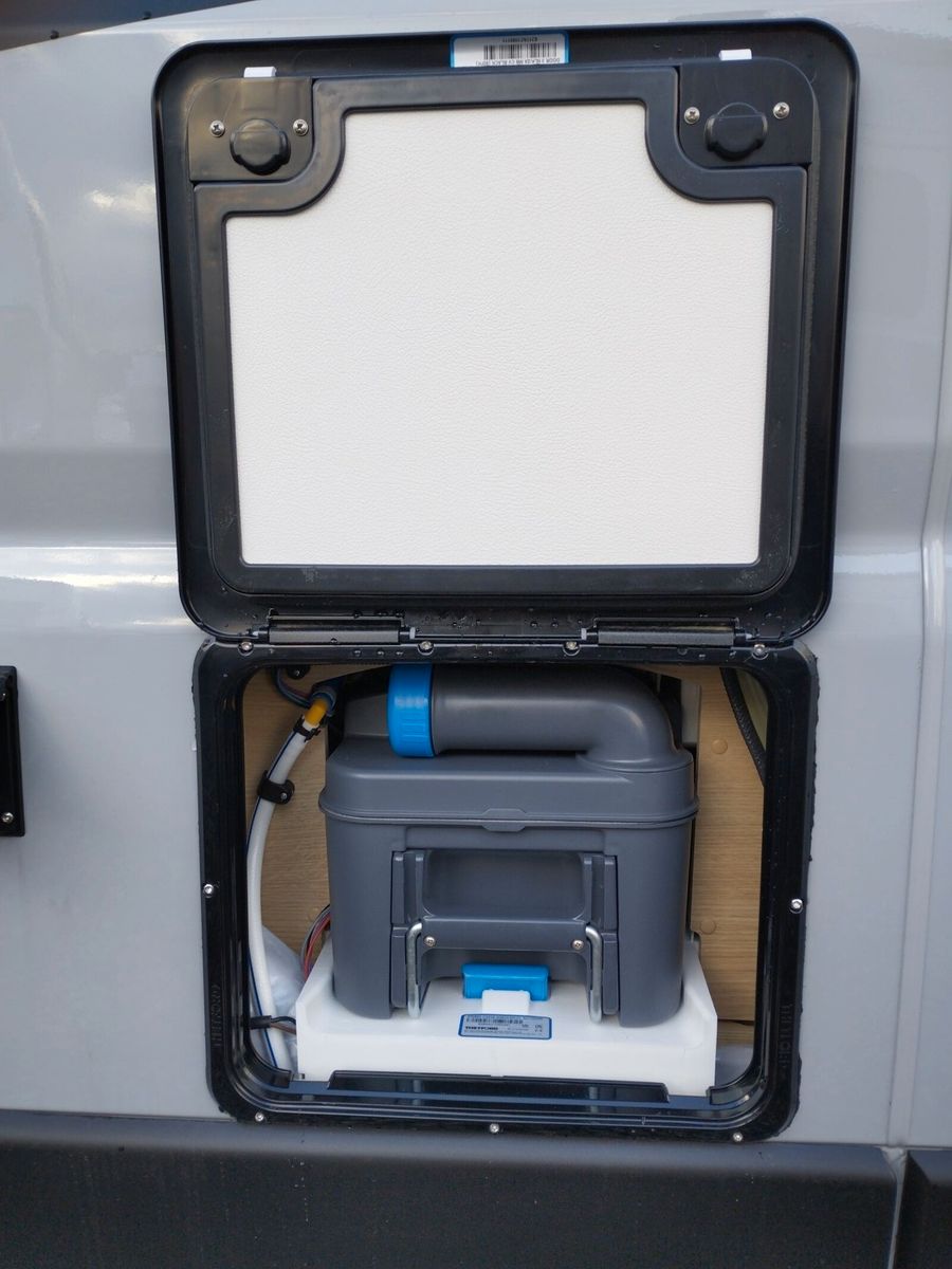 Fahrzeugabbildung Sunlight Adventure Cliff 602 Automatik, Dörr Edition, LTE