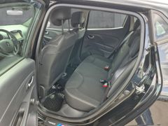 Fahrzeugabbildung Clio IV Dynamique Navi ACC Temp Tel.-Vorb. PDC B