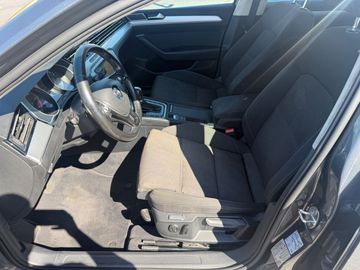Volkswagen Passat - 6