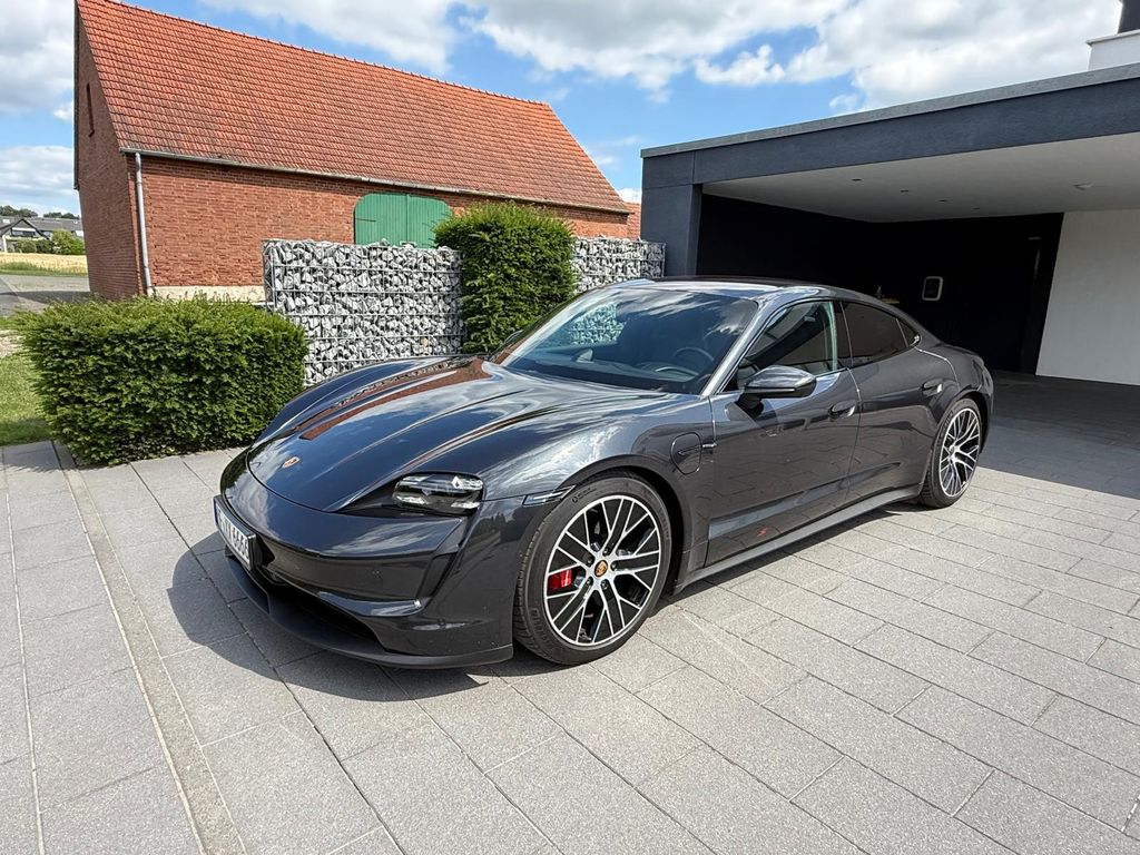 Image of Porsche Taycan