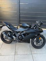 Kawasaki Ninja 125 Performance - Kawasaki Motorräder in Bonn