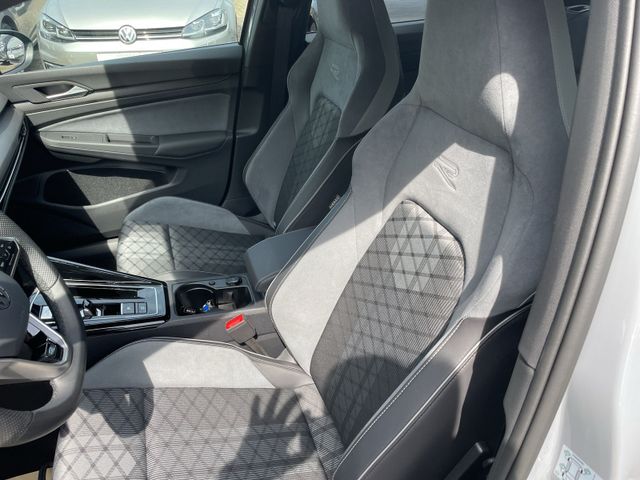 Golf Variant R-Line eTSI DSG Black Style Navi
