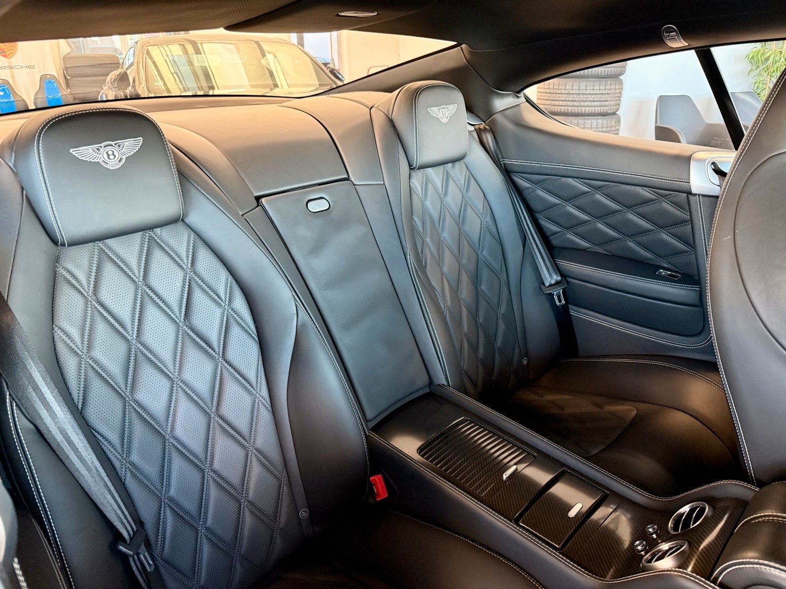 Fahrzeugabbildung Bentley Continental GT W12 Speed Carbon/Keramik/Massage