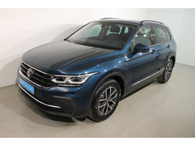 Volkswagen Tiguan 1.5 TSI Life 7-DSG Navi, AHK, LED, PDC, A