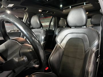 Volvo XC90 - 10