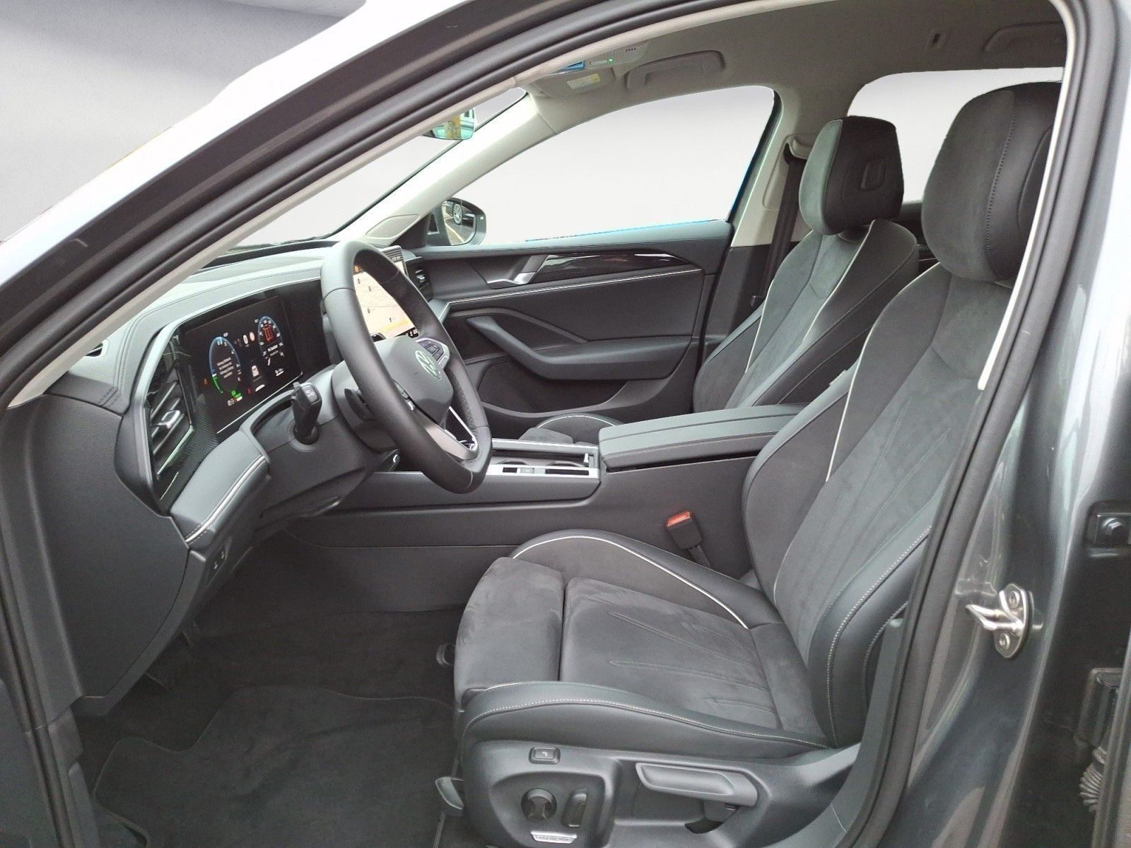 Volkswagen Passat Variant - Bild 17