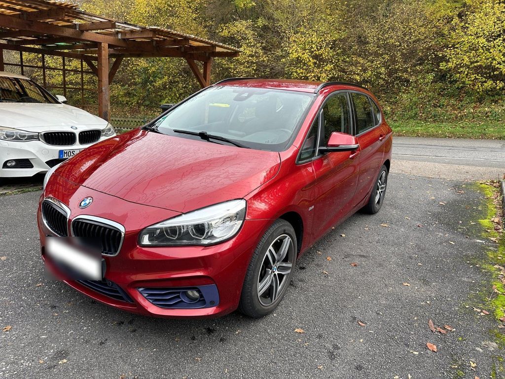 Image of BMW 218