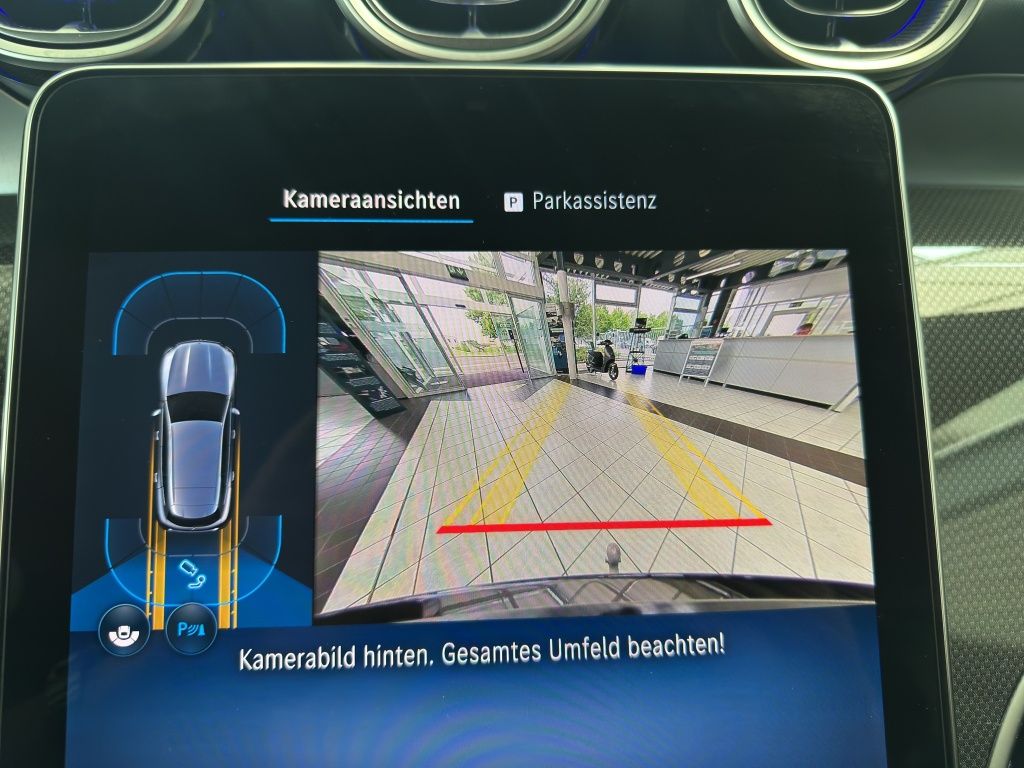 Fahrzeugabbildung Mercedes-Benz GLC 300 d 4M AMG*AHK*DISTR*MEMO*KAM*TOTW*LED