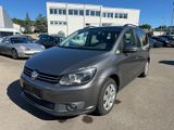 Volkswagen Touran Comfortline Hu 05/26 - Volkswagen Touran mit Benzin-Antrieb: Kleinbus, 2.0