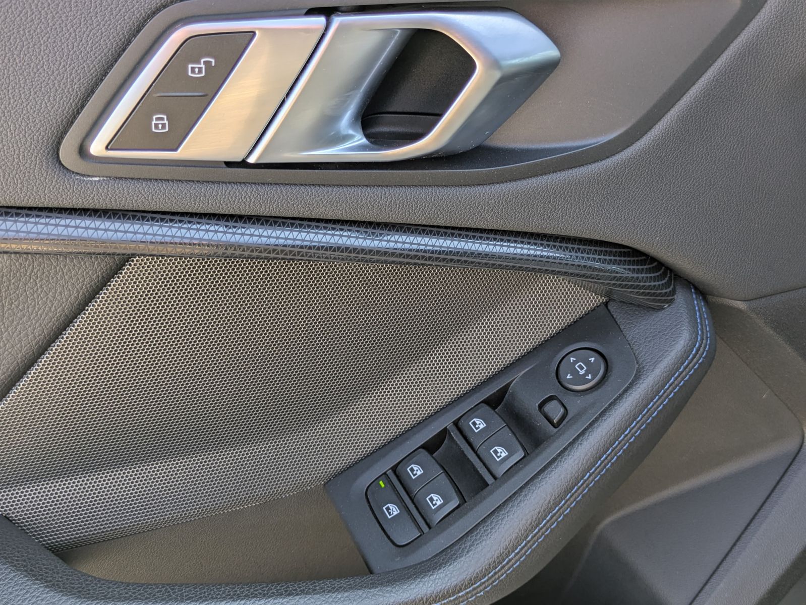 Fahrzeugabbildung BMW 220 d M Sport PANO*LED*H&K*TEMP*KAMERA*SHADOW