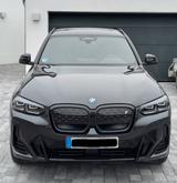 BMW iX3 IMPRESSIVE Shadow Line AHK, WR - BMW iX3: Von Privat