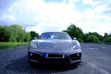 صورة 9 لـ 2013 Porsche CAYMAN