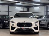 Maserati Levante GranSport Q4 PANO*H&K*SKYHK*ASSIST+*CRBN - Maserati Levante Gebrauchtwagen