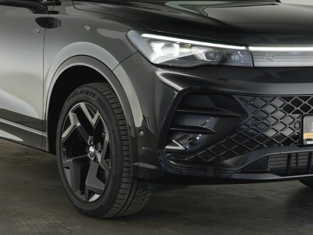 Tiguan R-LINE TDI DSG 4MOTION+ANHÄNGERKUPPLUNG+R
