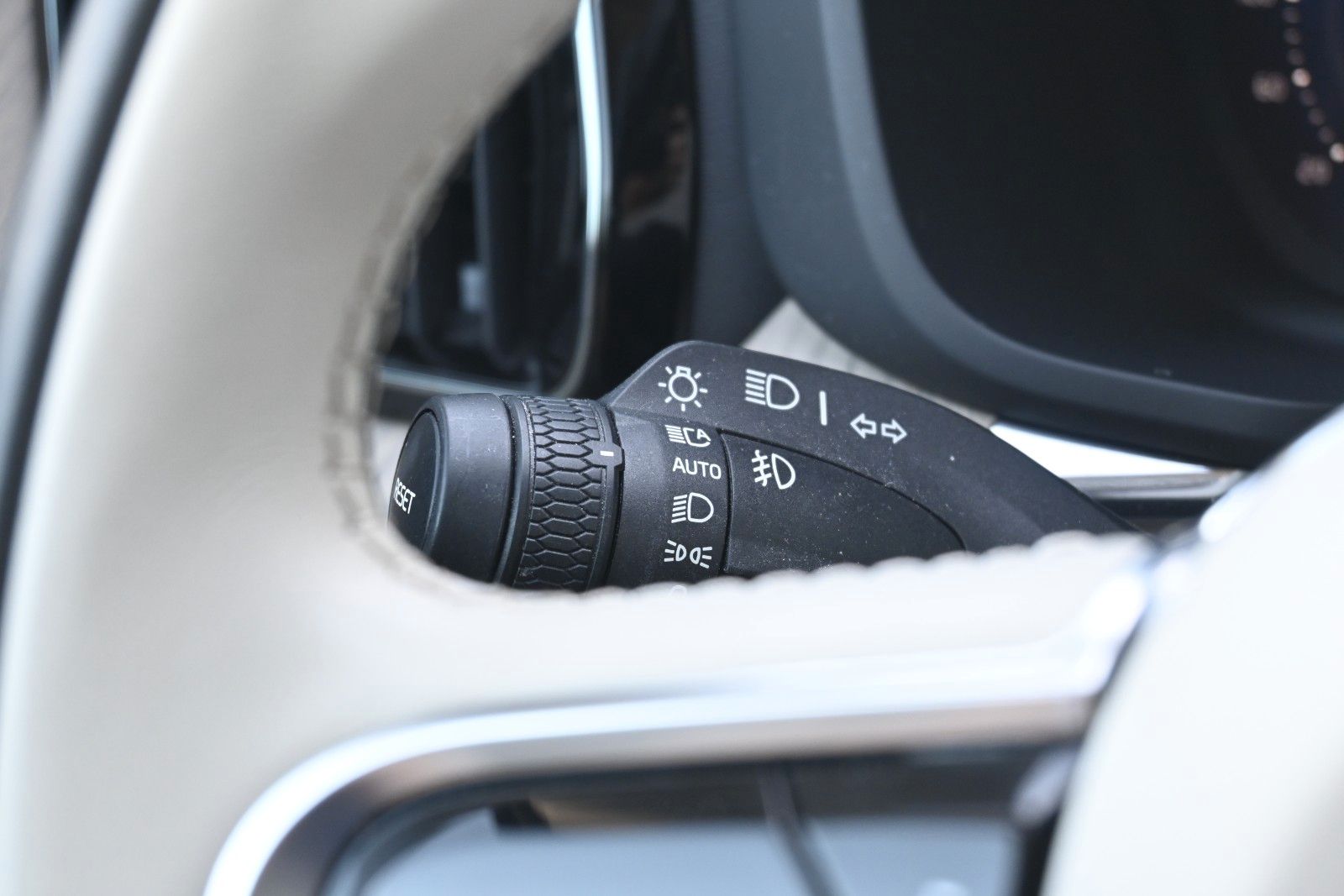 Fahrzeugabbildung Volvo XC60 T8 AWD Inscription Recharge Plug-In Hybrid
