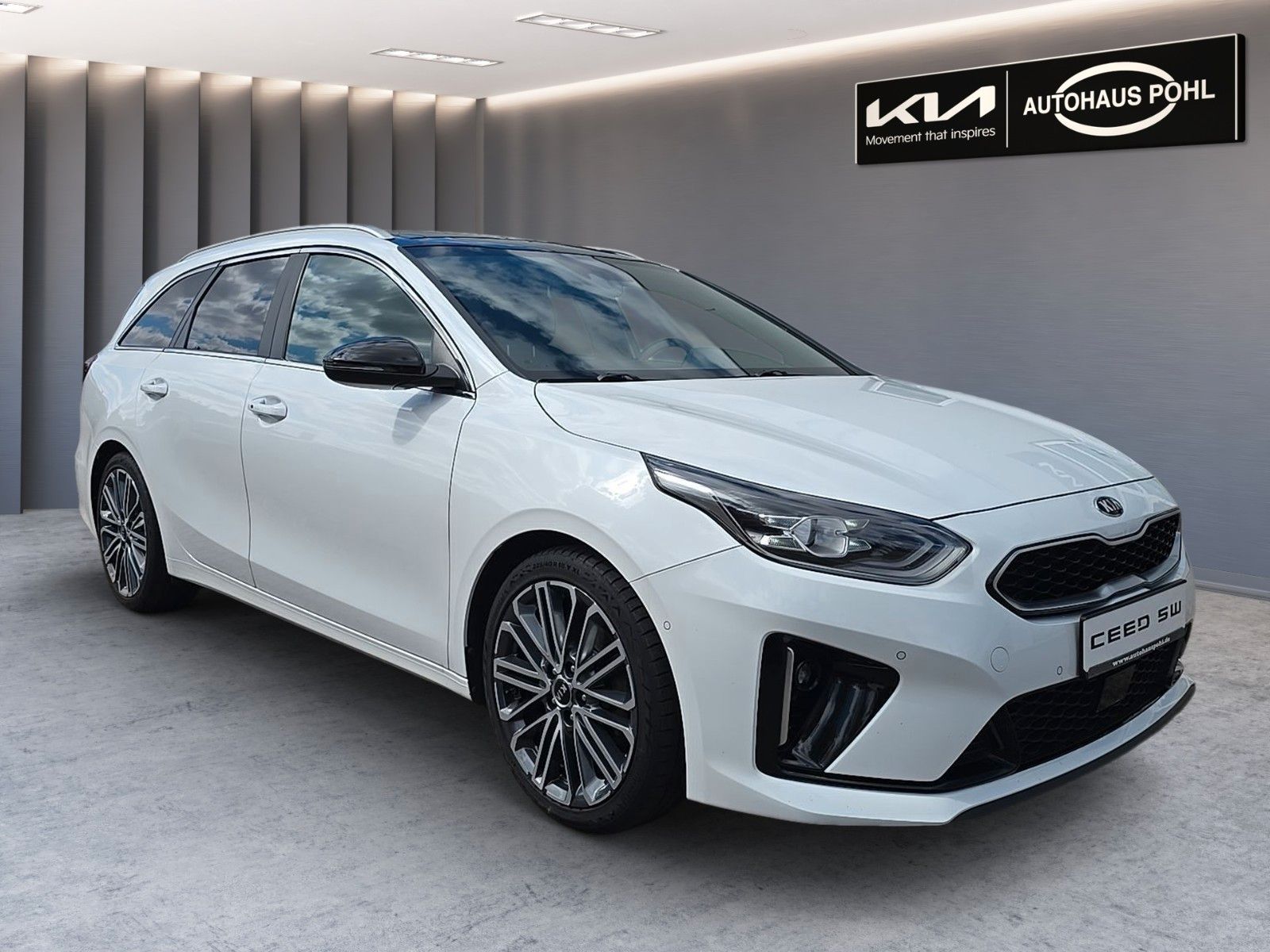 Fahrzeugabbildung Kia Ceed SW 1.6 CRDi DCT GT Line AHK Standheizung