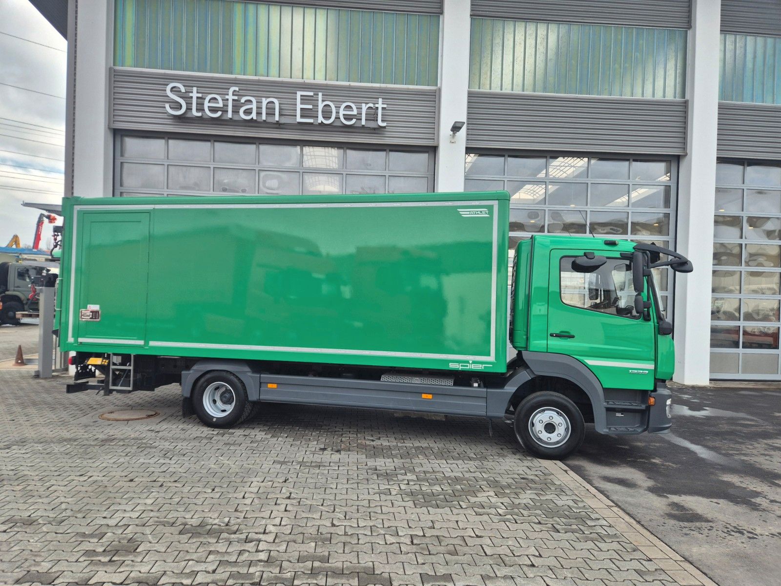 Fahrzeugabbildung Mercedes-Benz Atego 1223 L LBW 2.000kg Klima