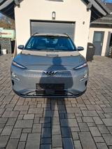 Hyundai KONA Elektro ELEKTRO 100kW - - Hyundai KONA Elektro von privat