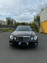 Mercedes-Benz E350 Avantgarde S AMG Paket Schiebedach - Mercedes-Benz E 350 in Frankfurt (Main)