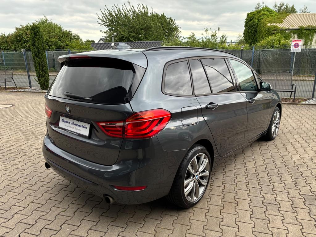 BMW 220