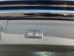 Fahrzeugabbildung Audi RSQ3 2.5 TFSI S tronic quattro Pano - Bose - LED