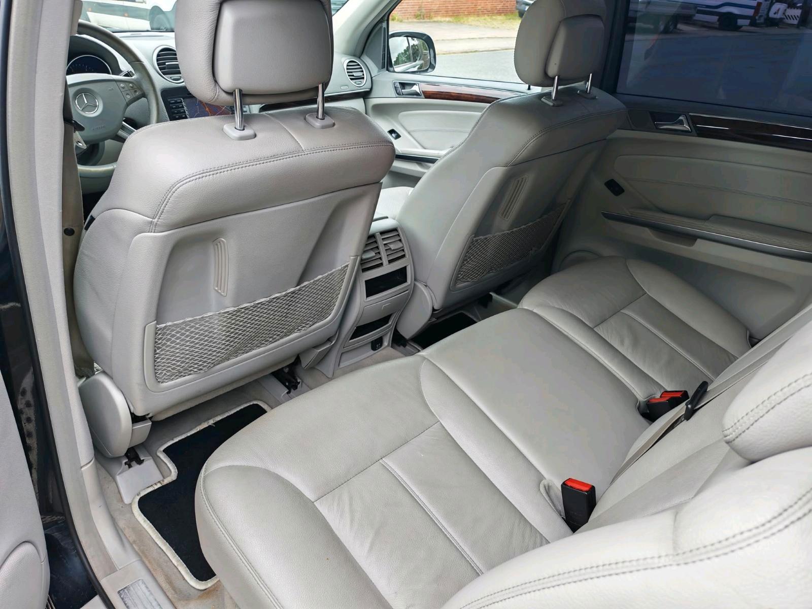 Mercedes-Benz GL320 2008 — photo 15