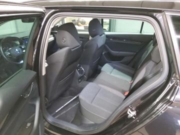 Skoda Octavia - 11