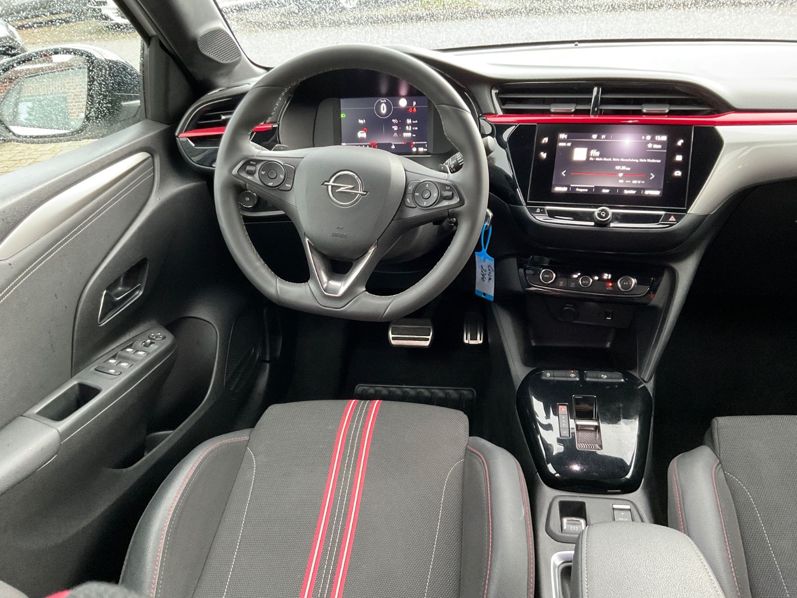 Fahrzeugabbildung Opel Corsa 1.2i GS Automatik,Navi,Carplay,Kamera