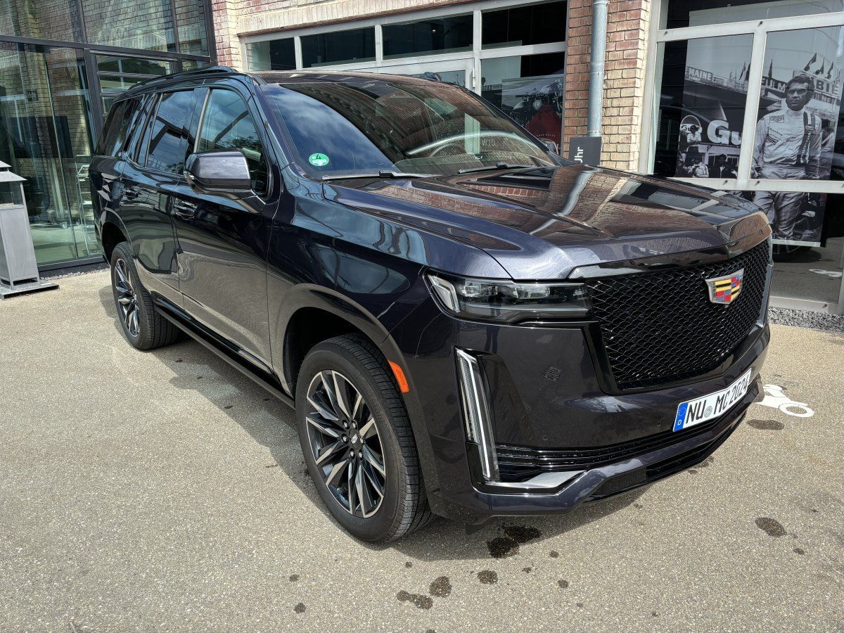 Cadillac Escalade (6.2l V8 Platinum Sport EU-Navi/AHK 3,5t)