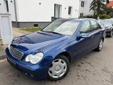 Mercedes-Benz C 240 CLASSIC Classic - Mercedes C 240 mit Schiebedach