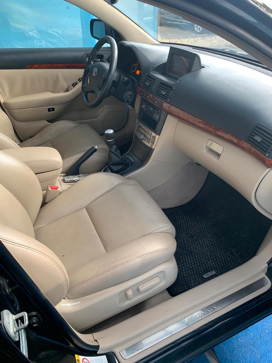 Toyota Avensis 2006 — photo 23