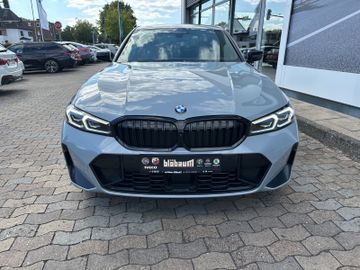 Fahrzeugabbildung BMW 320 d xDrive M Sport ACC 360° H&K Standh 19"