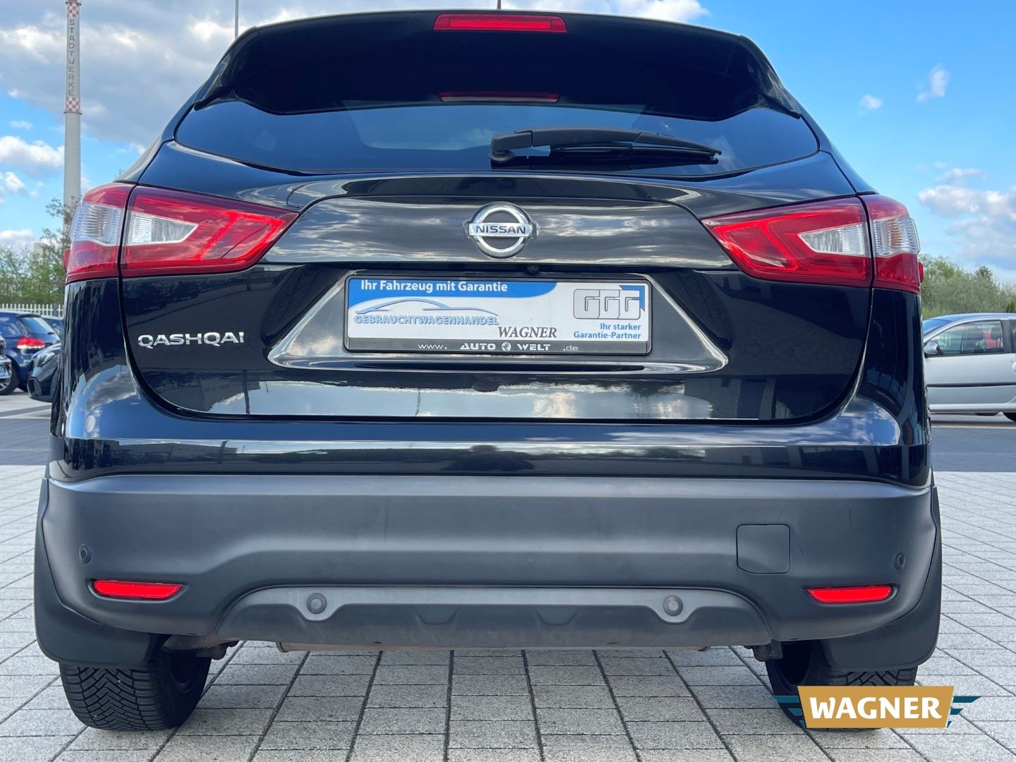 Fahrzeugabbildung Nissan Qashqai N-Connecta Automatik Tempomat