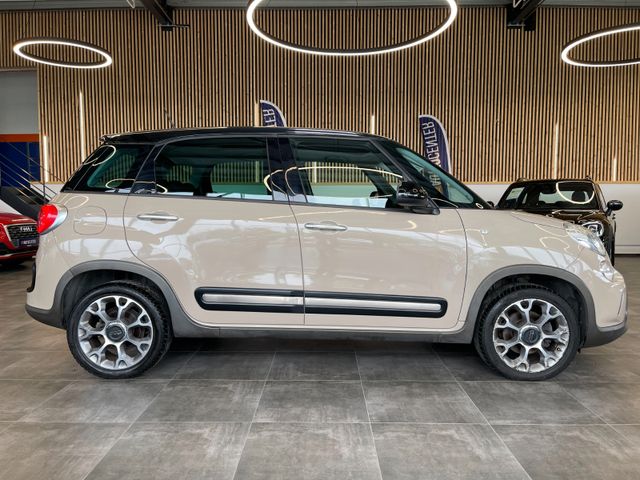 Fiat 500L Trekking *PANORAMAGLASDACH*NAVI*VOLLLEDER*