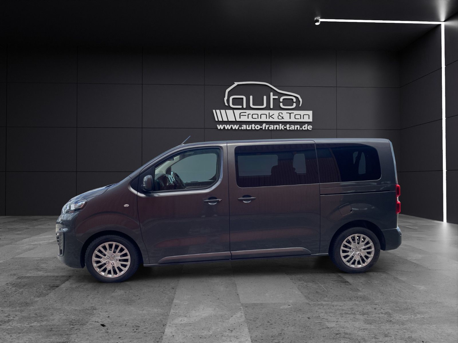 Fahrzeugabbildung Opel Zafira Life Selection M*1.Hand*Shz*Rkü*8 Sitzer