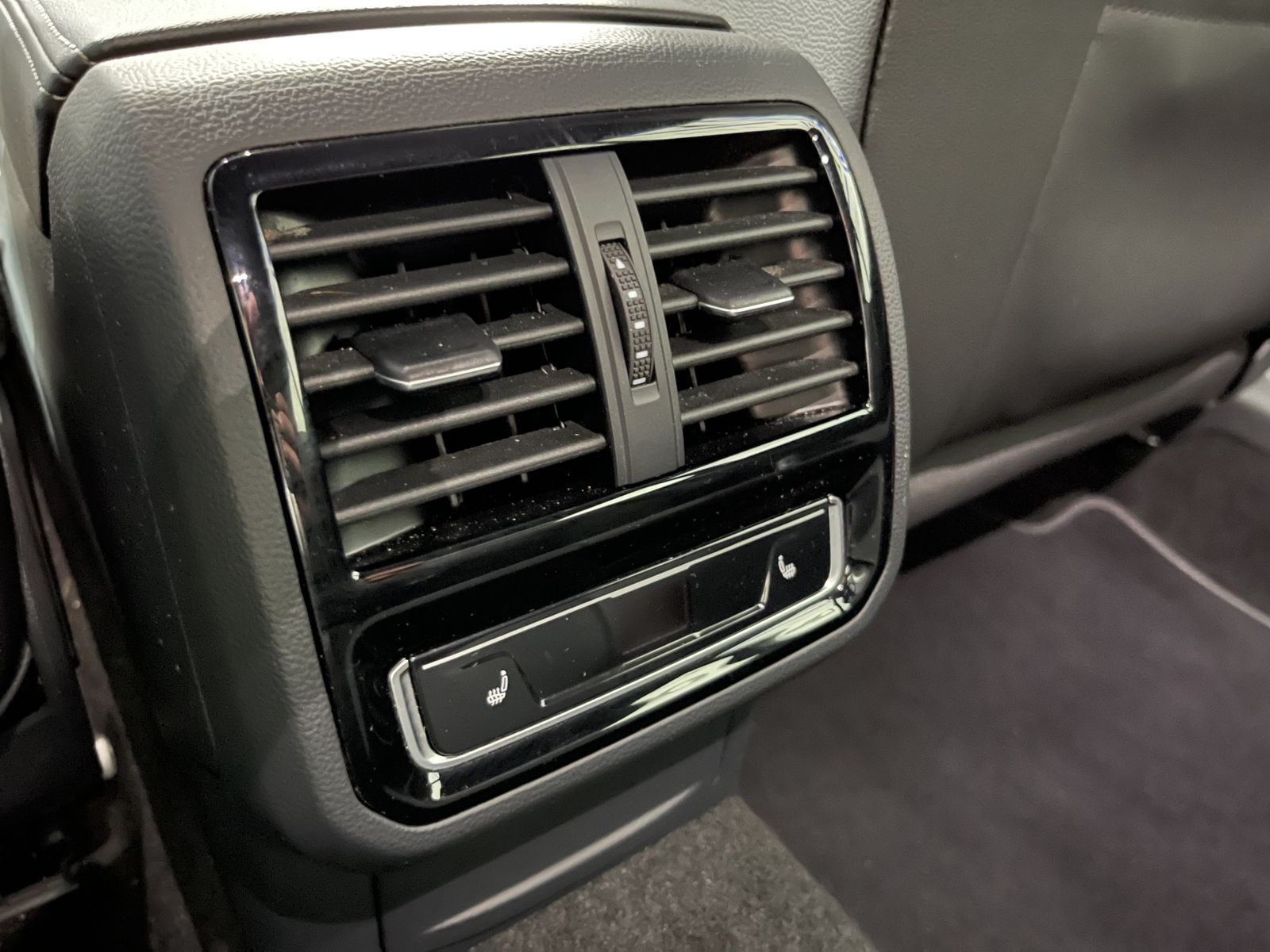 Fahrzeugabbildung Volkswagen Arteon Shooting Brake 2.0 TDI*R-Line*IQ.LIGHT*