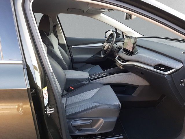 Fahrzeugabbildung Skoda Enyaq 60 Loft AHK Matrix Navi eleHeck Kamera