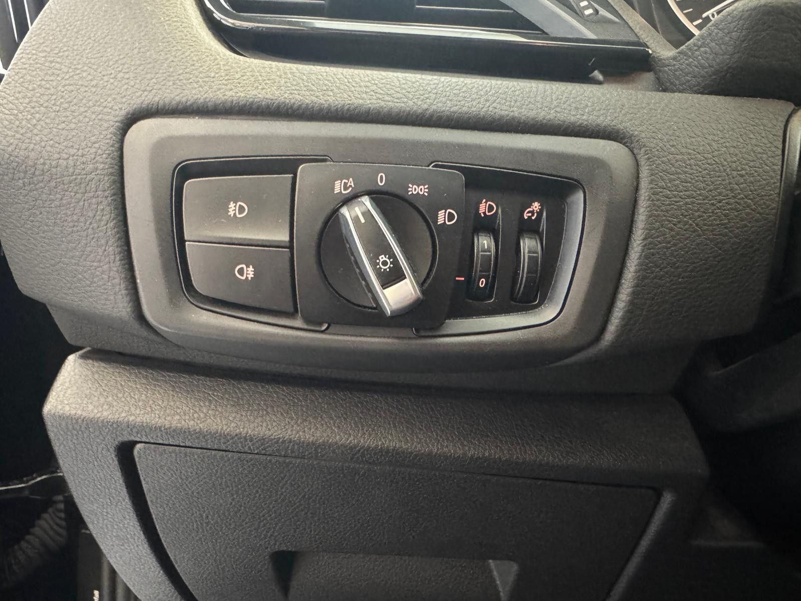 Fahrzeugabbildung BMW 216 Baureihe 2 Gran Tourer 216 d Advantage