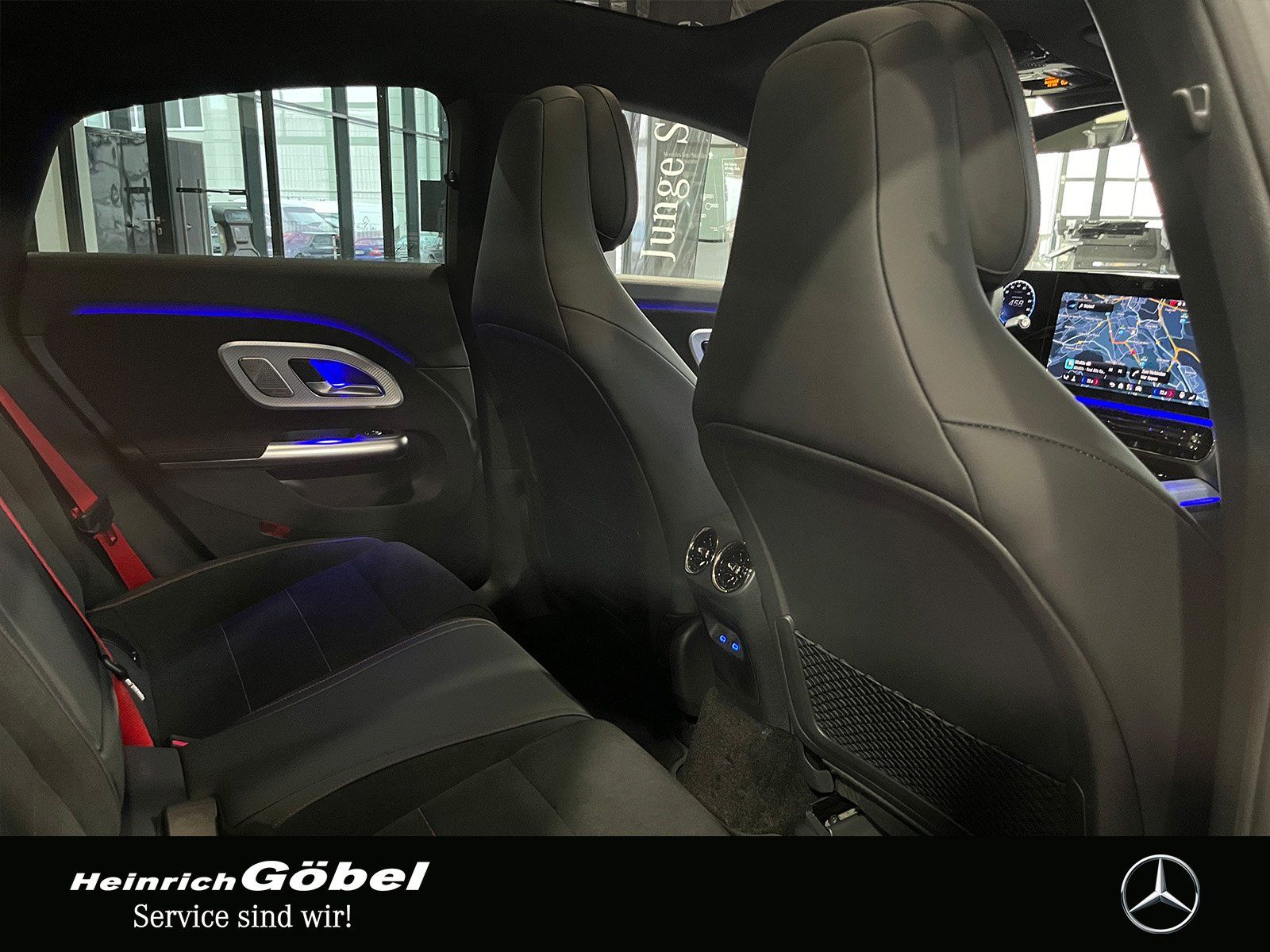 Fahrzeugabbildung Mercedes-Benz CLA 350 4M AMG Line Plus SUPERSCREEN+AHK+360°CAM