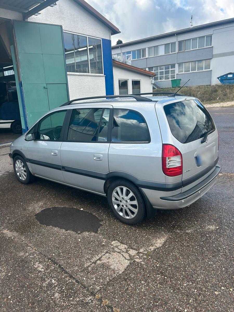 Opel Zafira