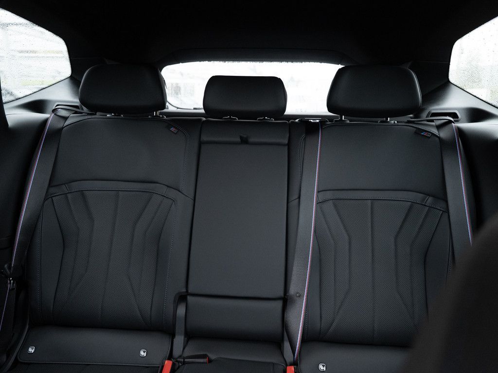 BMW iX3 - Bild 10