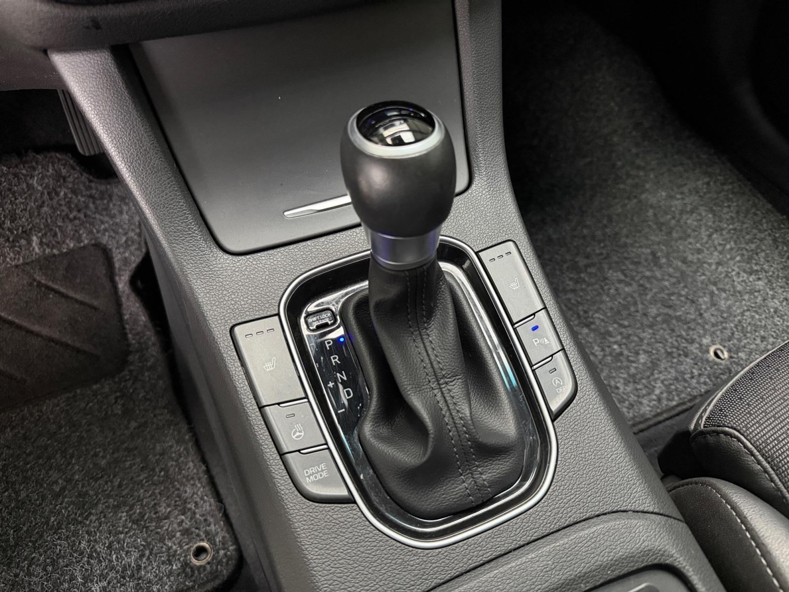 Hyundai I30 FASTBACK PREMIUM DCT NAVI+LED+DAB+APPLE+ACC+