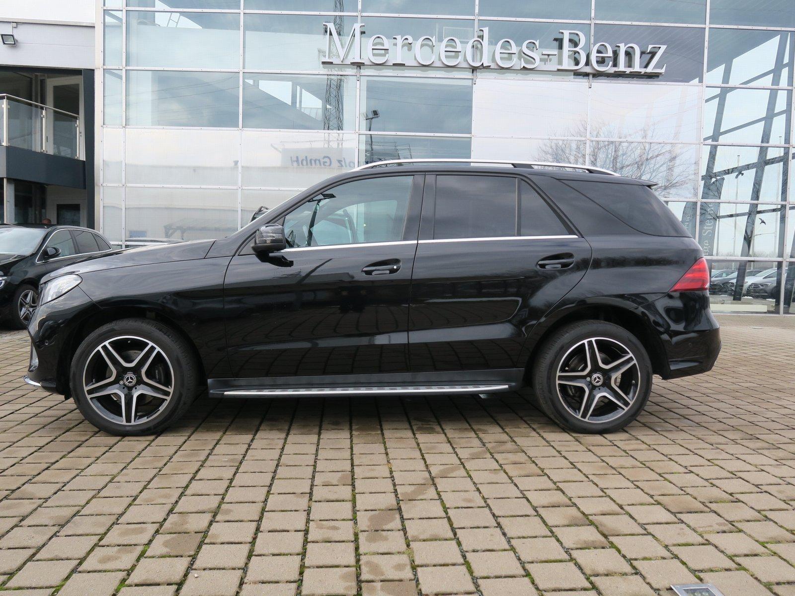 Mercedes-Benz GLE 350 d AMG Line 4Matic AHK 360° Panorama-Dach