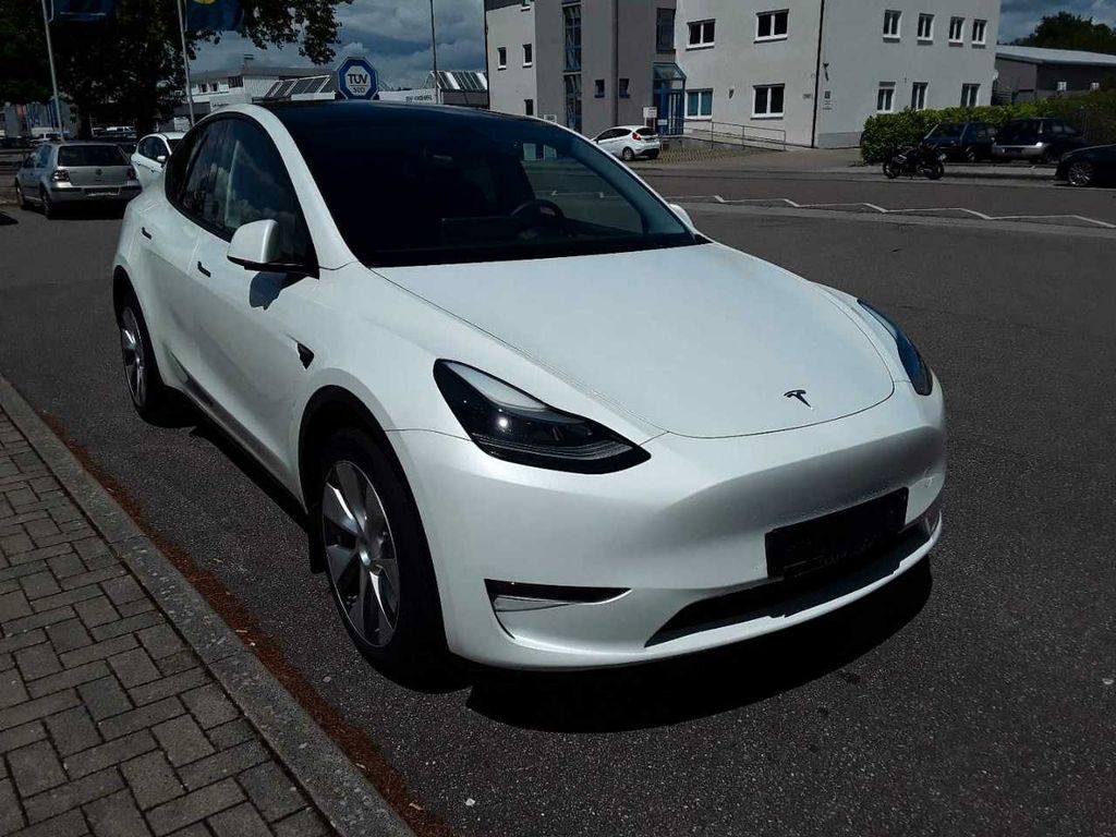 Image of Tesla Model Y