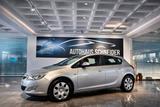 Opel Astra J Lim. Selection *Erst 52tkm*Automatik* - Opel Astra Gebrauchtwagen in Düsseldorf