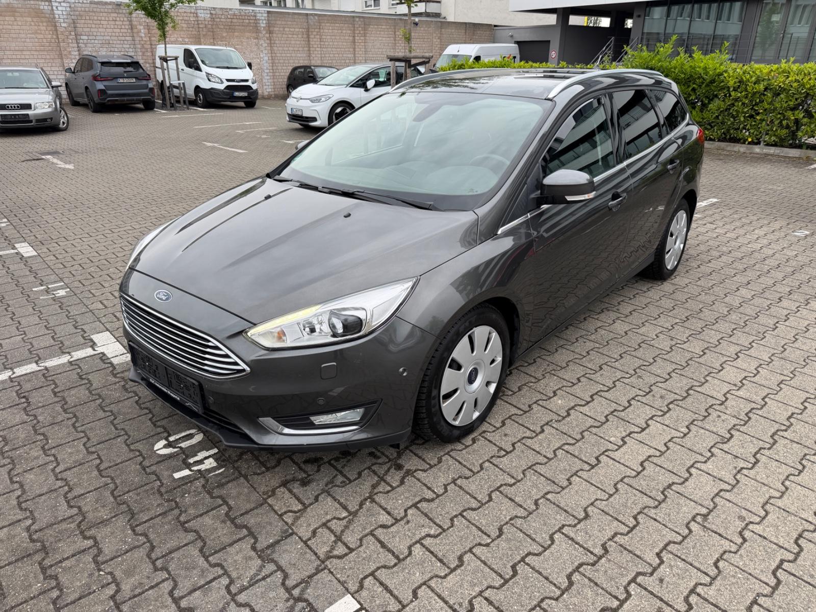 Ford Focus Turnier Titanium